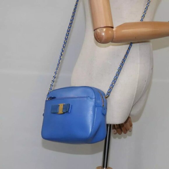 Salvatore Ferragamo Vala Chain Shoulder Bag Leather Blue Gold Auth - Picture 1 of 16